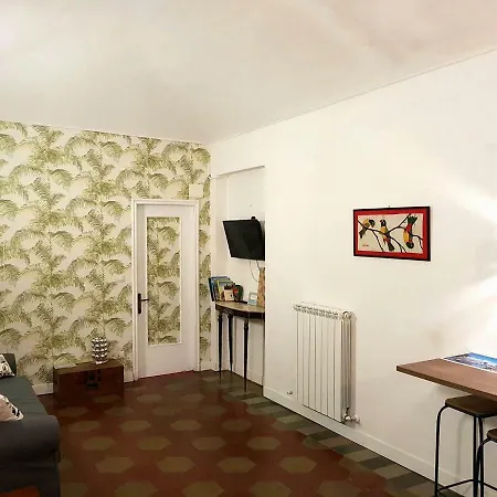 Charme Studio Apartment *